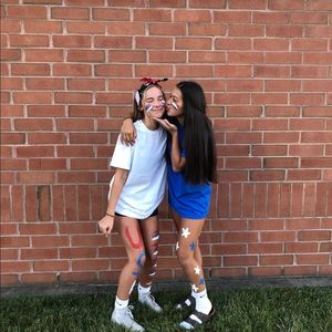 Meet your Posher, Liz